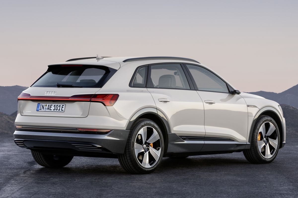 Audi e-tron · Beyaz — görsel 2