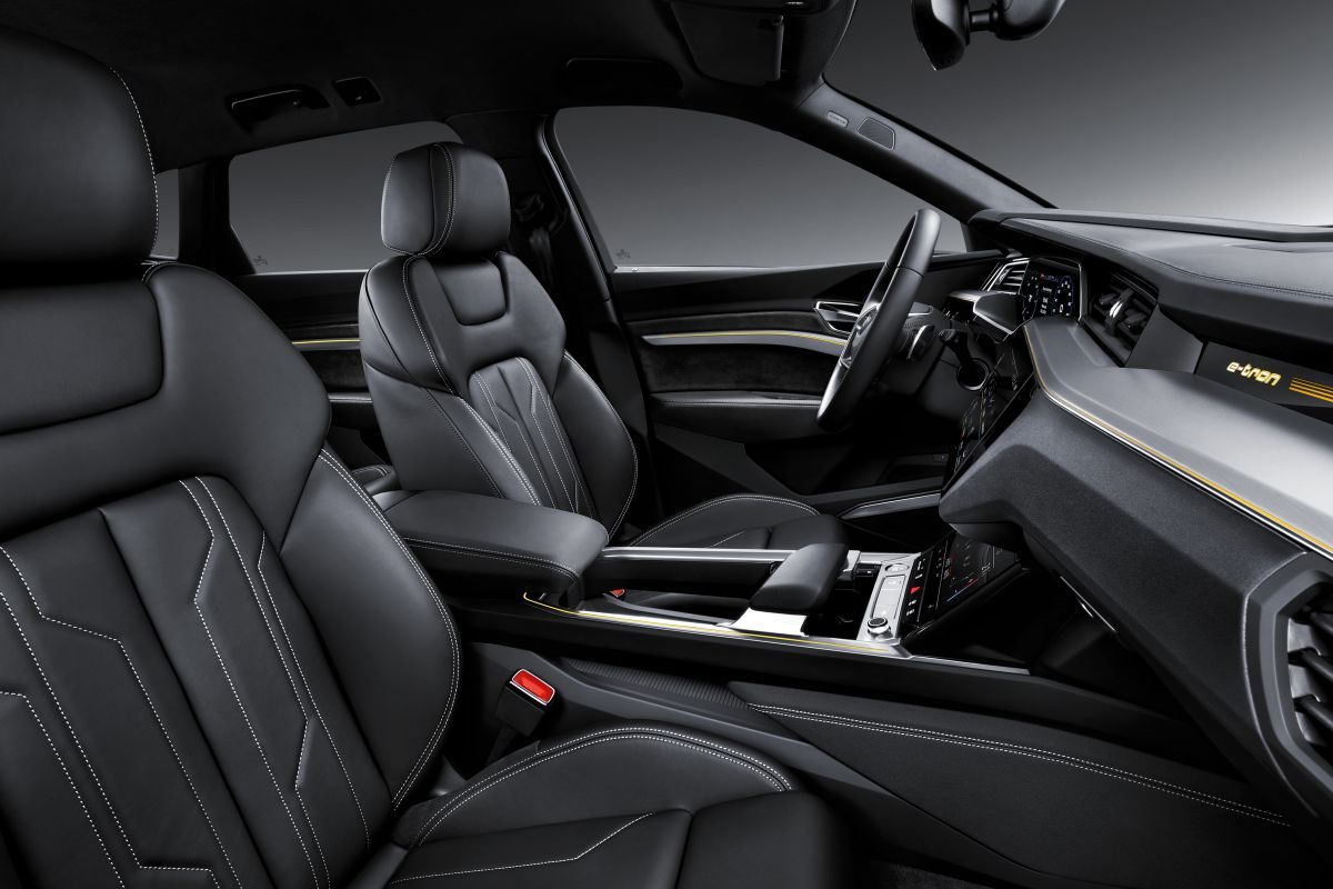 Audi e-tron · Beyaz — görsel 5