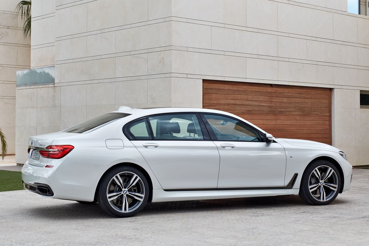 BMW 7 Serisi · Beyaz — görsel 5