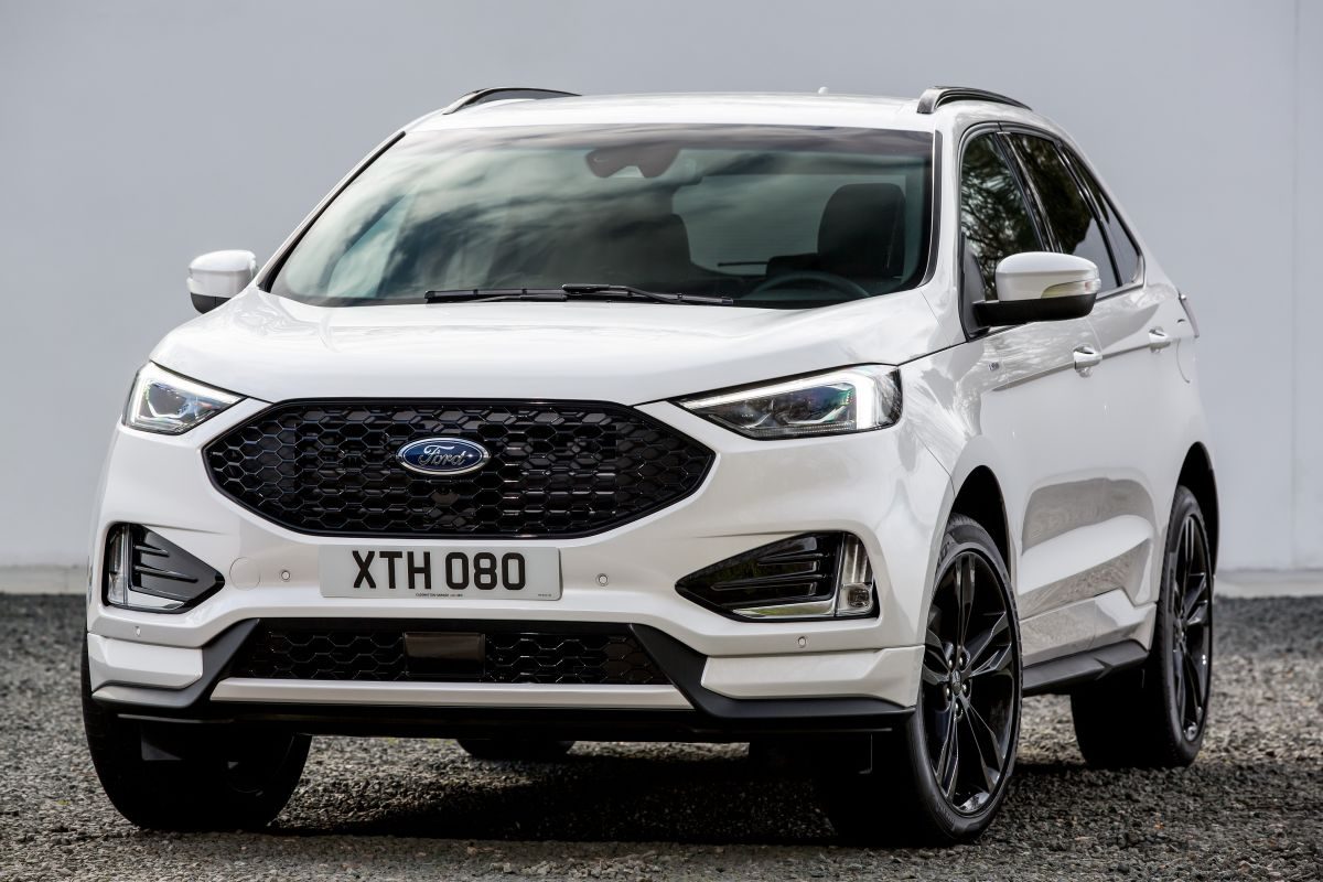 Ford Edge · أبيض — الصورة 3