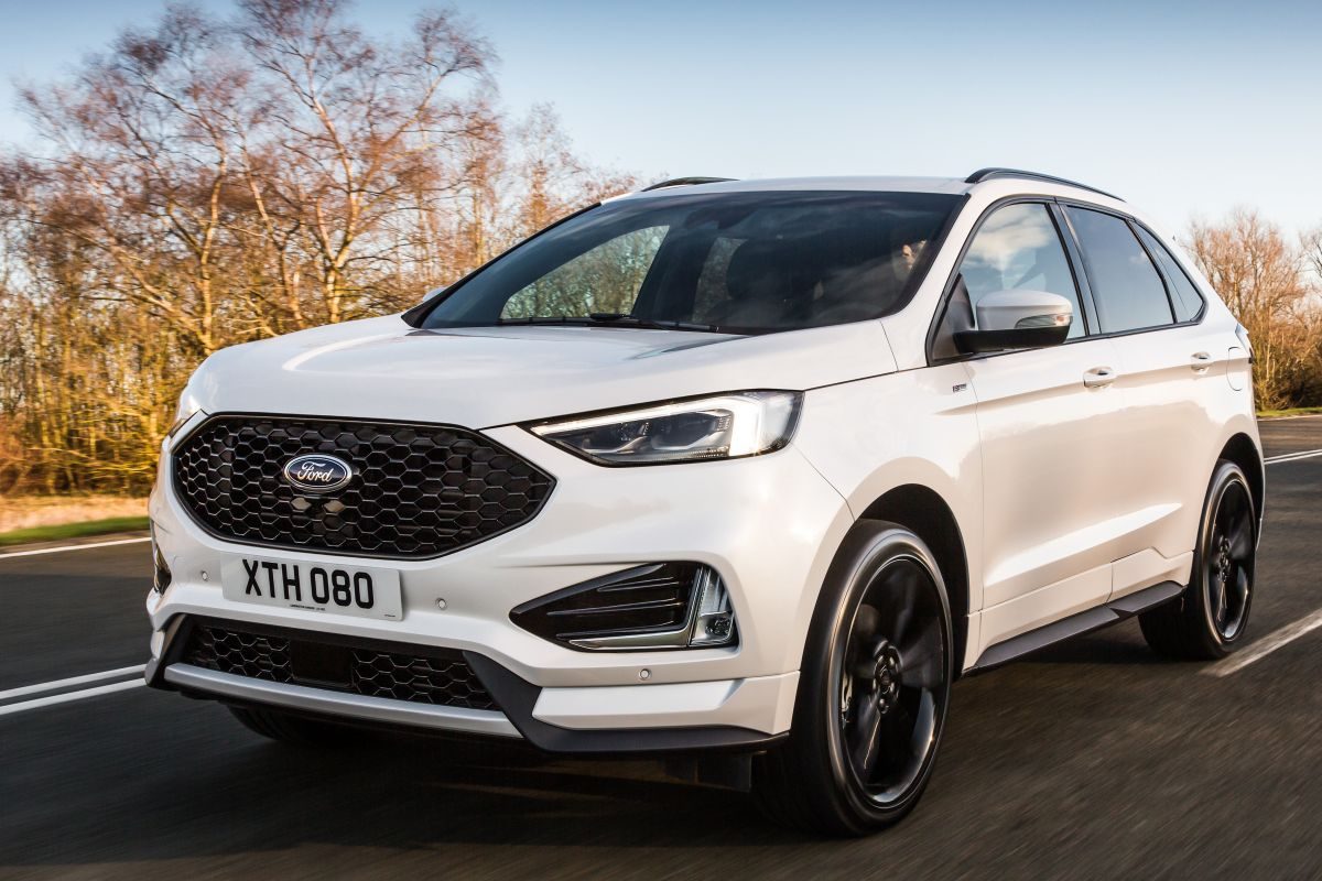 Ford Edge · أبيض — الصورة 4