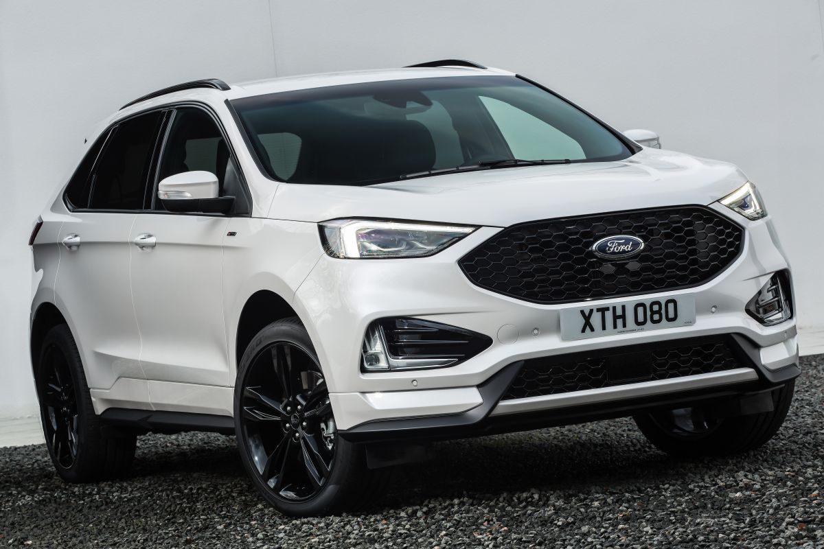 Ford Edge · أبيض — الصورة 5