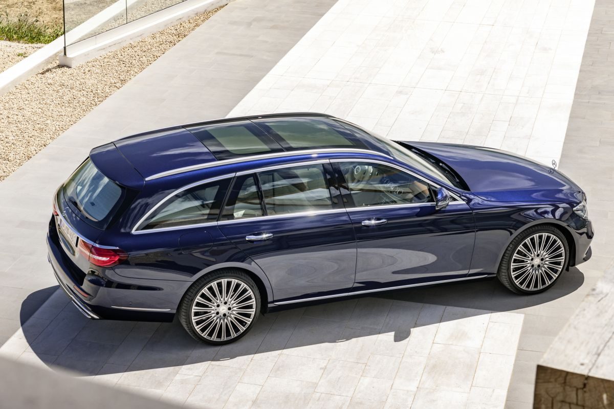 Mercedes-Benz E-Class Estate · Mavi — görsel 3