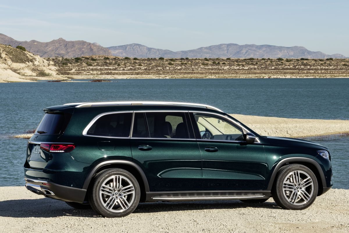 Mercedes-Benz GLS · أخضر — الصورة 5